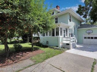 302 E State St, Saint Johns, MI