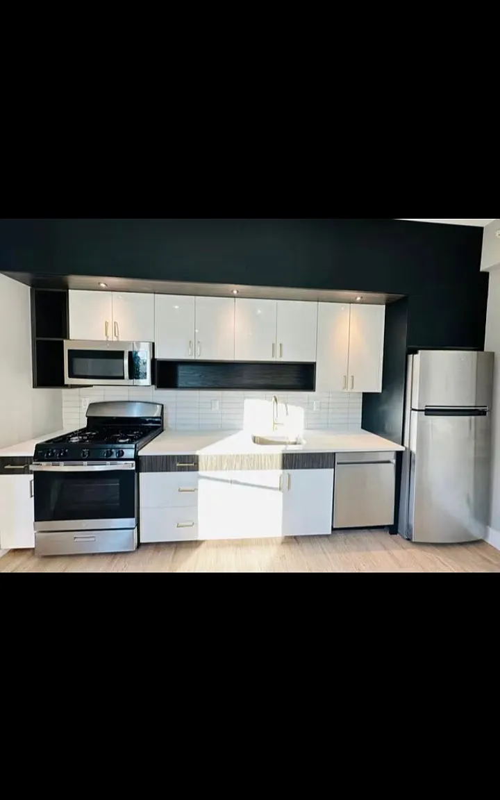2 bed, $2,250 — Photo 4