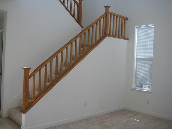 5th image of 1626 Amberly Ln