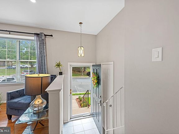 4th image of 15226 Wentwood Ln