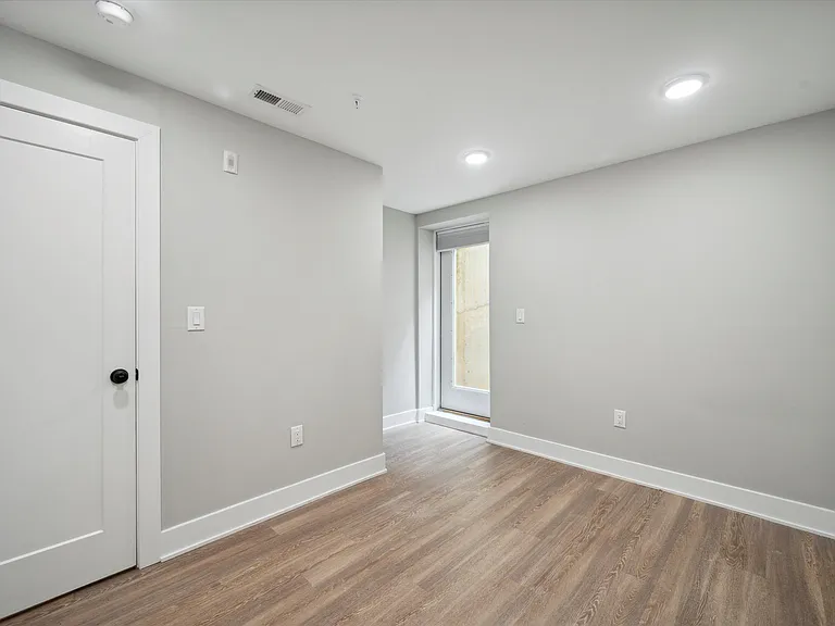1511 N 17th St #1R — Photo 9