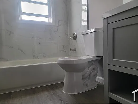 2131 Hawthorne Rd — Photo 16