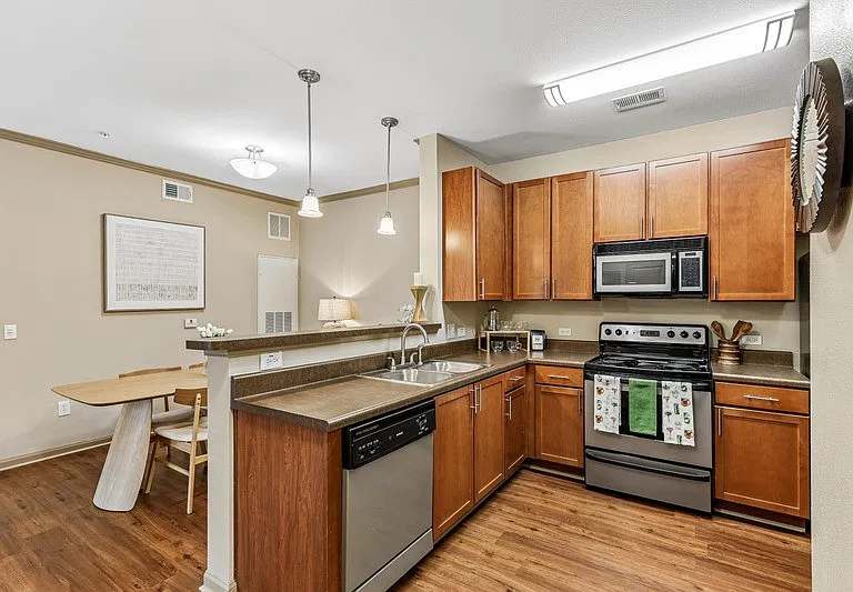 The Grove at Waterford Crossing — Photo 15