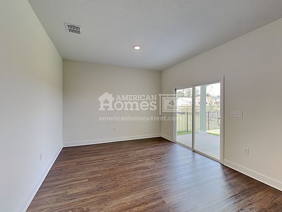 4th image of 1229 Tara Ln