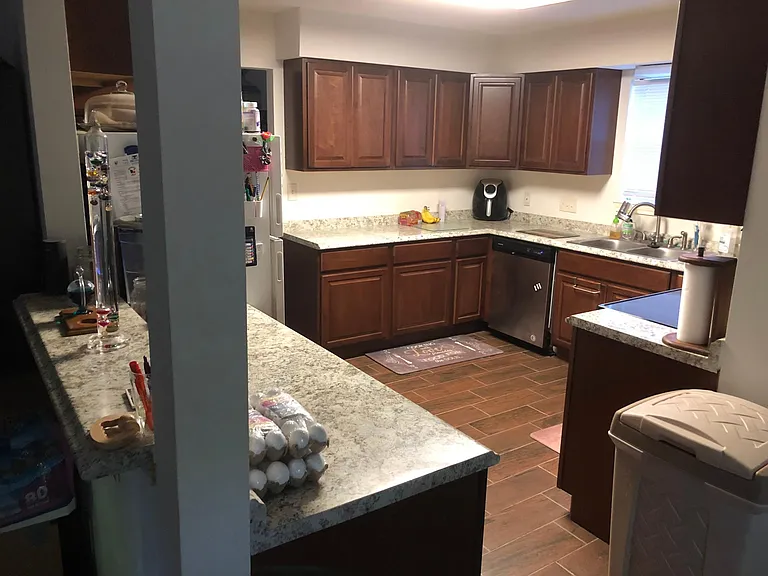 2621 N Woodloch St — Photo 3