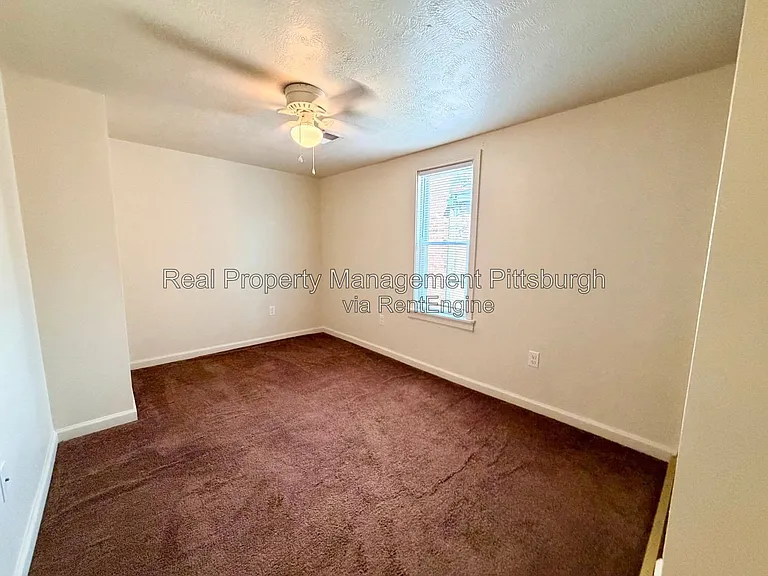 1927 Fox Way — Photo 10