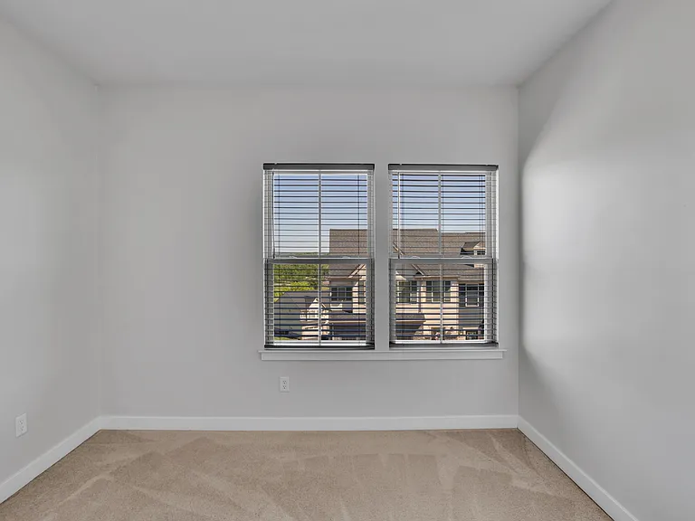 6004 Augusta Ln — Photo 24