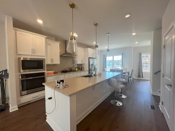 3827 Tussica Way, Fairfax, VA 22030