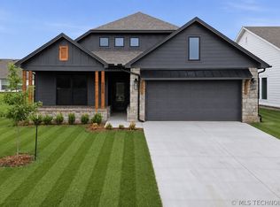4506 W Van Buren St, Broken Arrow, OK 74011