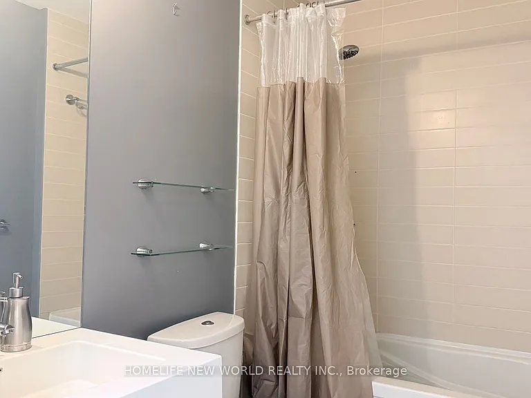 112 George St S #S217 — Photo 9