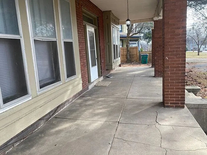 320 Elberta St #A — Photo 17