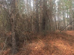 835 Greenbriar Dr, Vass, NC 28394