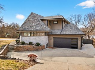 4601 Ashworth Rd, West Des Moines, IA 50265