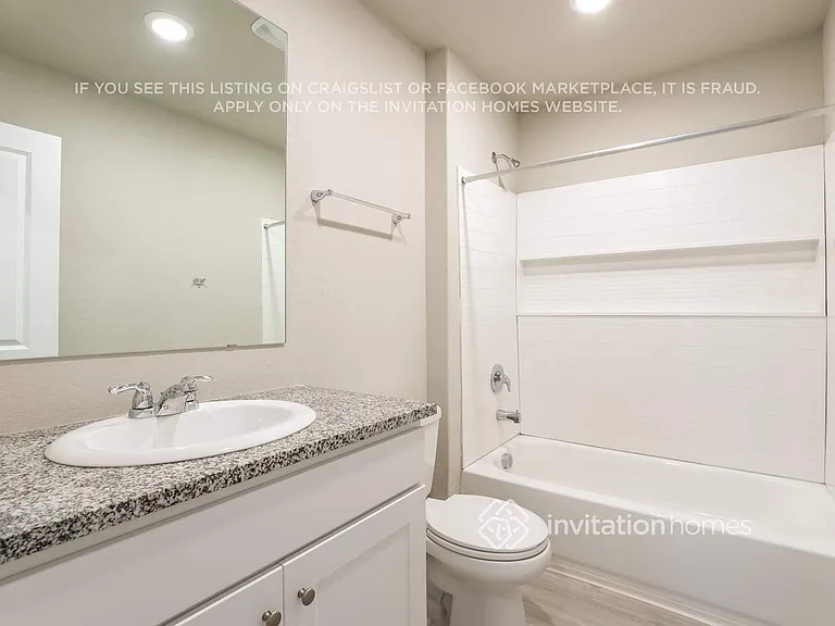 140 Hollywood Dr — Photo 13