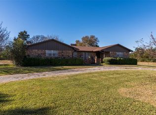 454 Lariat Dr, Denison, TX 75021