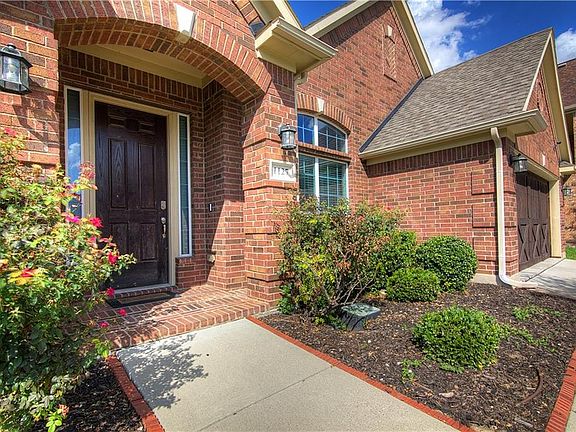 4th image of 1127 Nimitz Dr