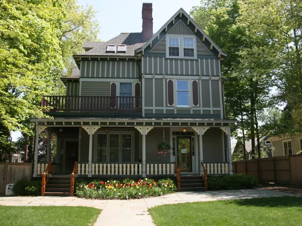 23 Franklin Pl #3, Morristown, NJ 07960