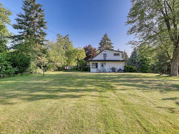 3rd image of 2203 W Goldcrest AVENUE