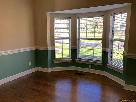 2nd image of 6109 Oxwynn Ln