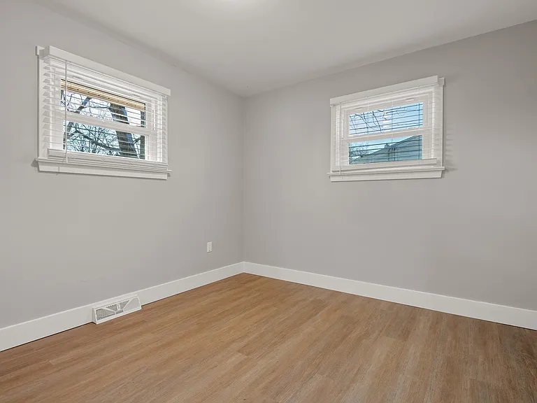 72 Barre Dr — Photo 9