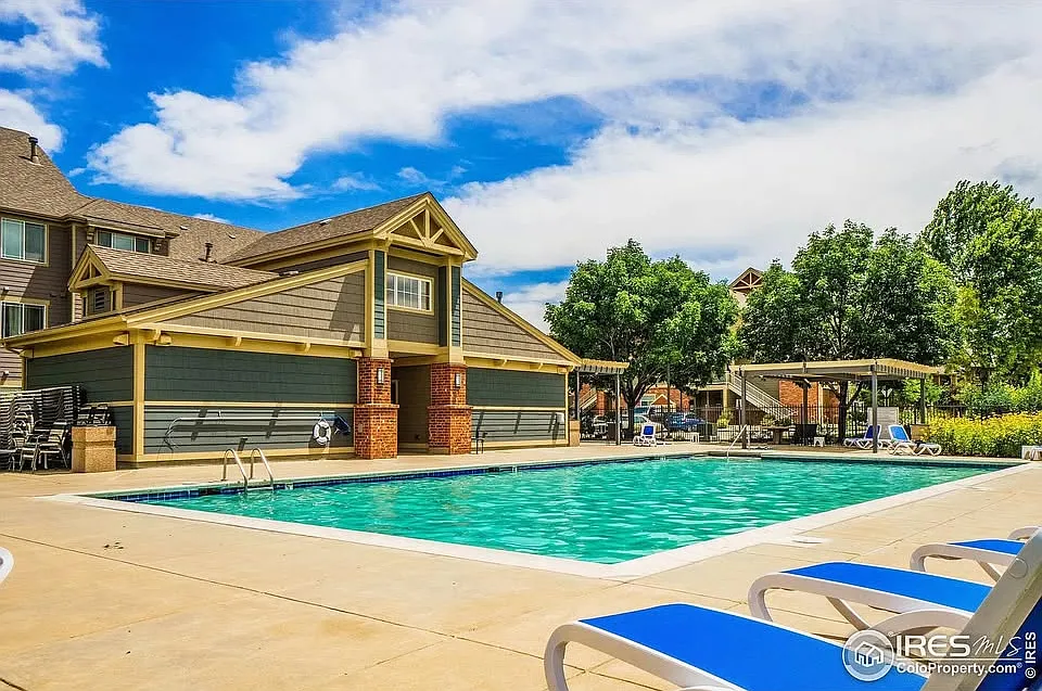 3 bed, 1300 sqft, $1,000 — Photo 3