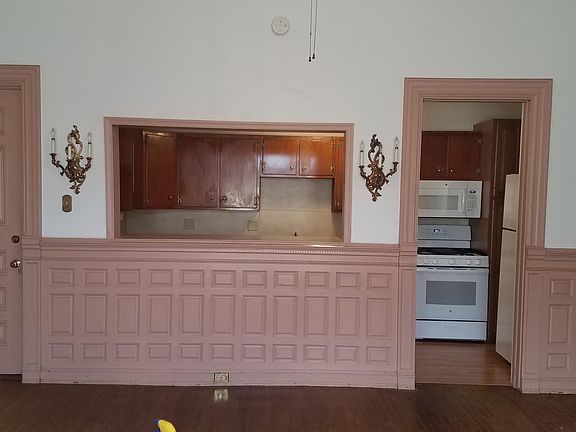 Breakfast nook