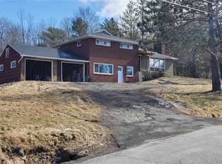 326 Knight Rd, Vestal, NY 13850