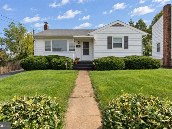 348 Devonshire Rd, Hagerstown, MD 21740