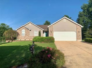 105 S Fork Dr, Sullivan, MO 63080