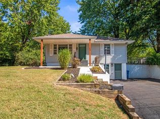 513 Golf St, Odessa, MO 64076