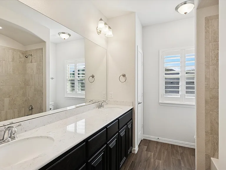 5805 Canyon Oaks Ln — Photo 5