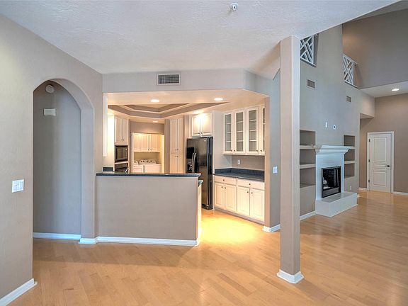 4th image of 20802 Grayhawk Dr Unit 1116