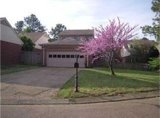 8795 Fairway Gardens Dr, Cordova, TN 38016