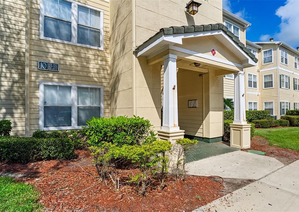 1st image of 18119 Sterling Gate Cir