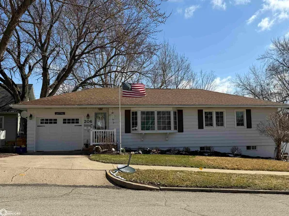 206 S 14th St, Denison, IA 51442