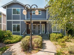 1036 9th St, Florence, OR 97439