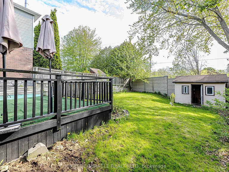 851 Bennett Ct — Photo 49