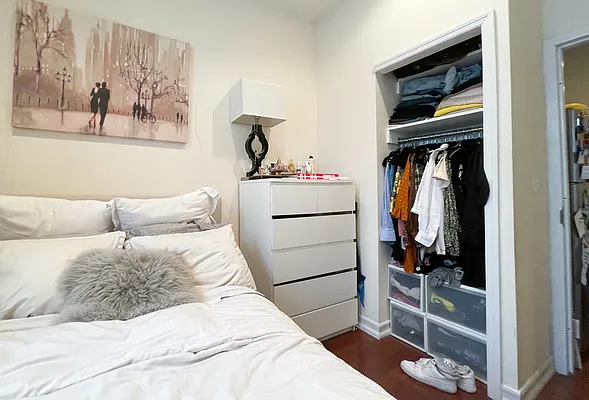 Rented by Kahen Properties | media 13