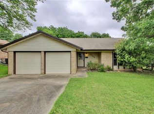 1704 Raven Dr, Austin, TX 78752