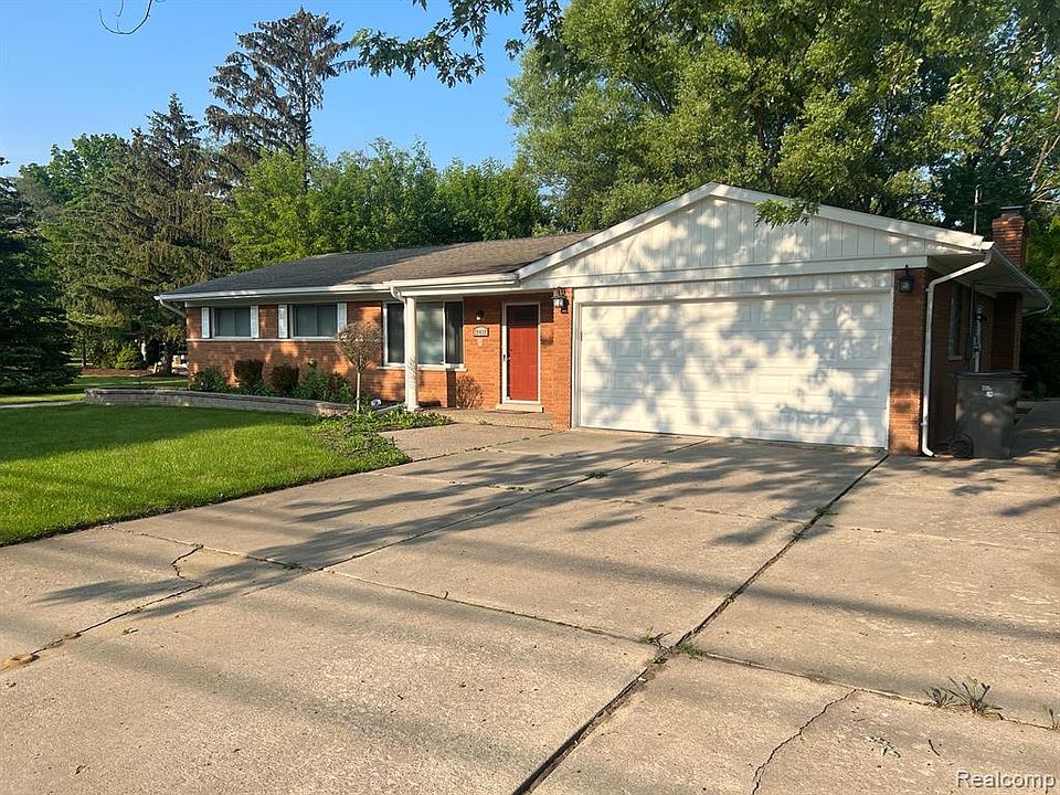39412 Moravian Dr, Clinton Township, MI 48036 MLS 20230048911 Zillow
