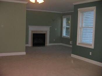 5th image of 15 Harvest Ln