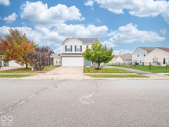 2nd image of 8338 Bolero Way