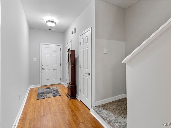 2nd image of 7309 Jackson Arch Dr