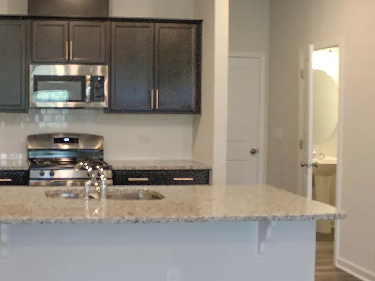 5118 Anamosa St — Photo 10