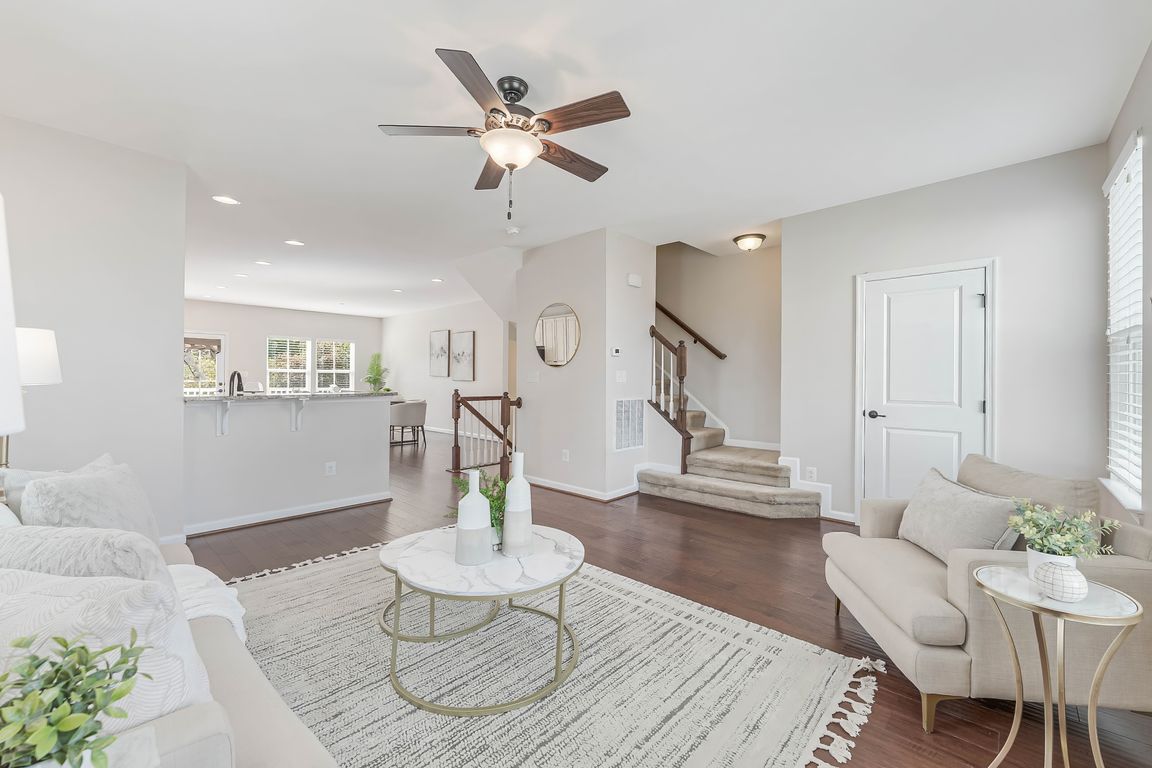 next background image