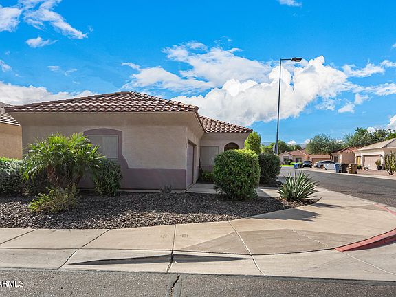 5th image of 2603 E HIDALGO Avenue
