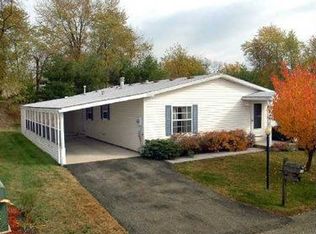 850 Wild Violet Dr, Pittsburgh, PA 15239