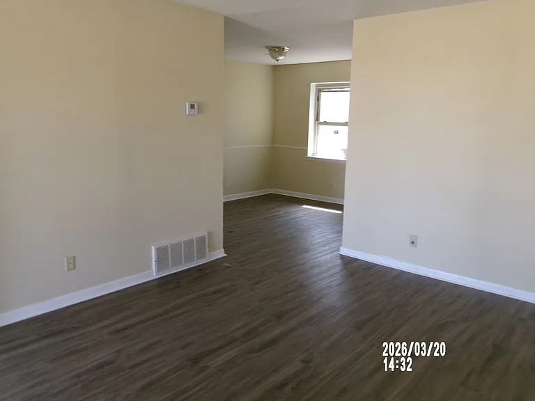 2206 NW 43rd St — Photo 3