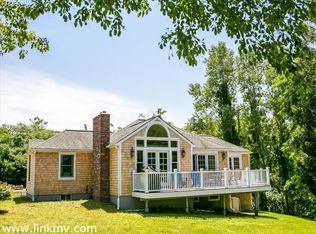475 Barnes Rd, Oak Bluffs, MA 02557