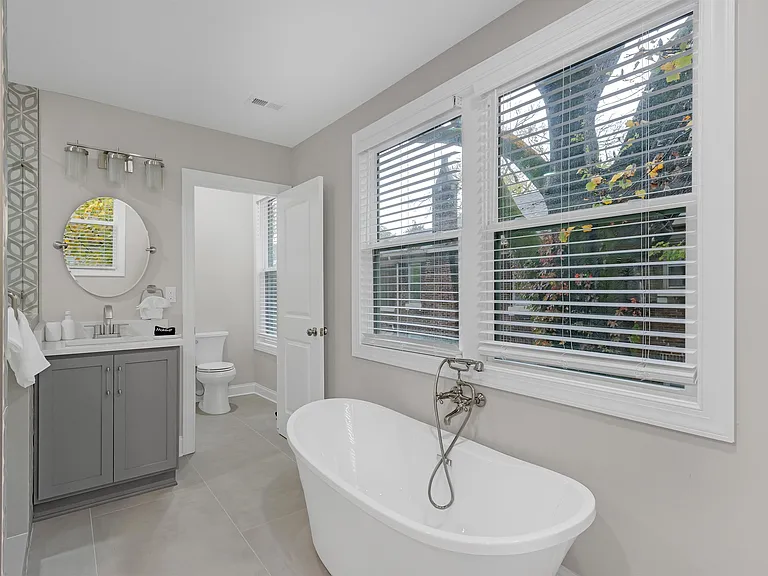 1295 Vinton Ave — Photo 30